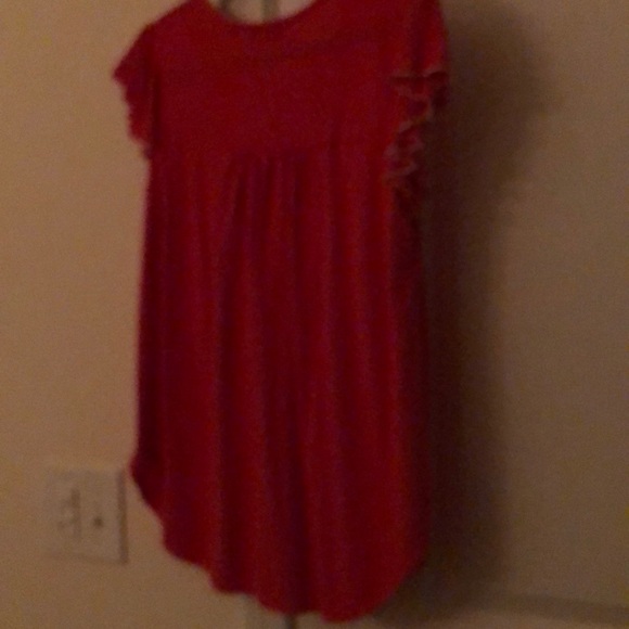 2 small sleeveless tops. Very soft cotton and cute - Picture 6 of 7